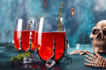 Spooky Cocktails and Mocktails to Make on Halloween